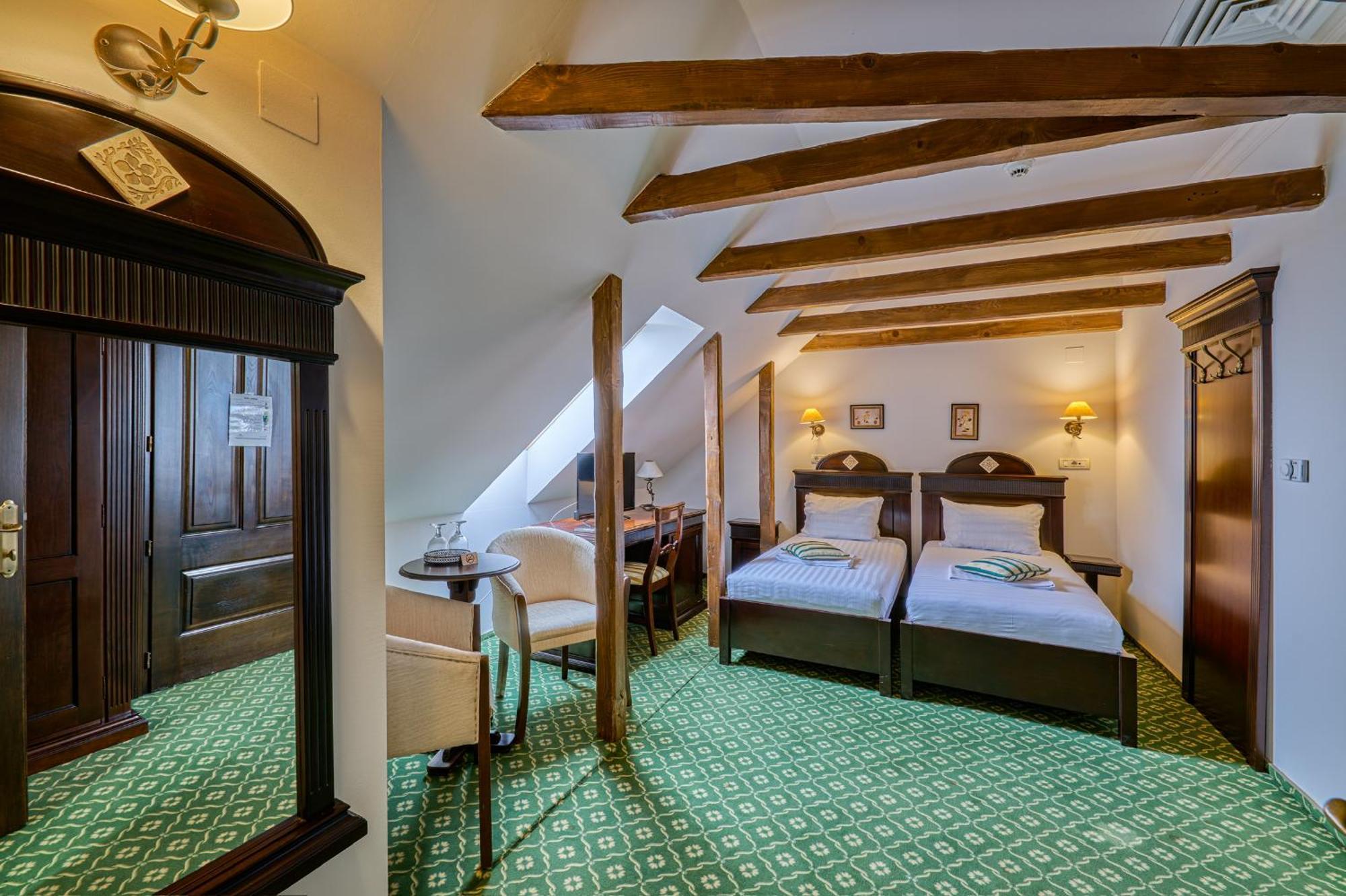 Hotel Classico Тімішоара Екстер'єр фото