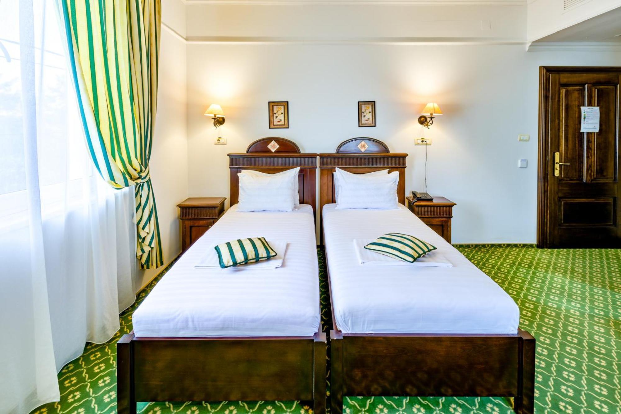 Hotel Classico Тімішоара Екстер'єр фото