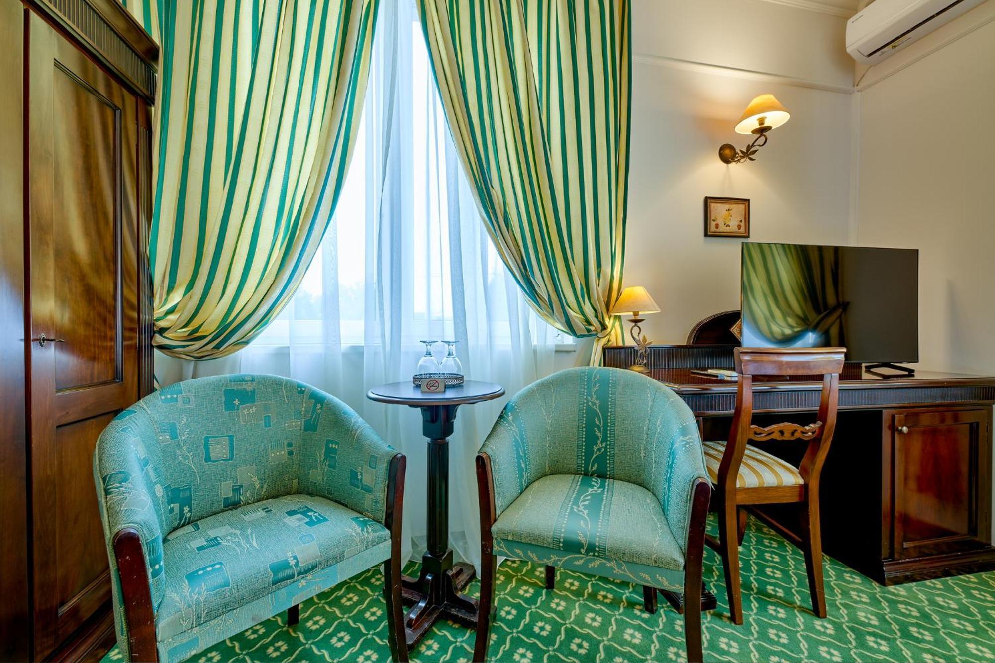 Hotel Classico Тімішоара Екстер'єр фото