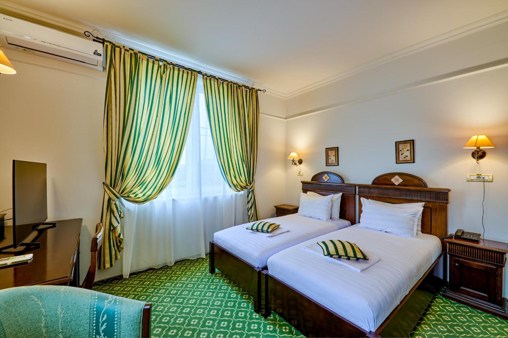 Hotel Classico Тімішоара Екстер'єр фото