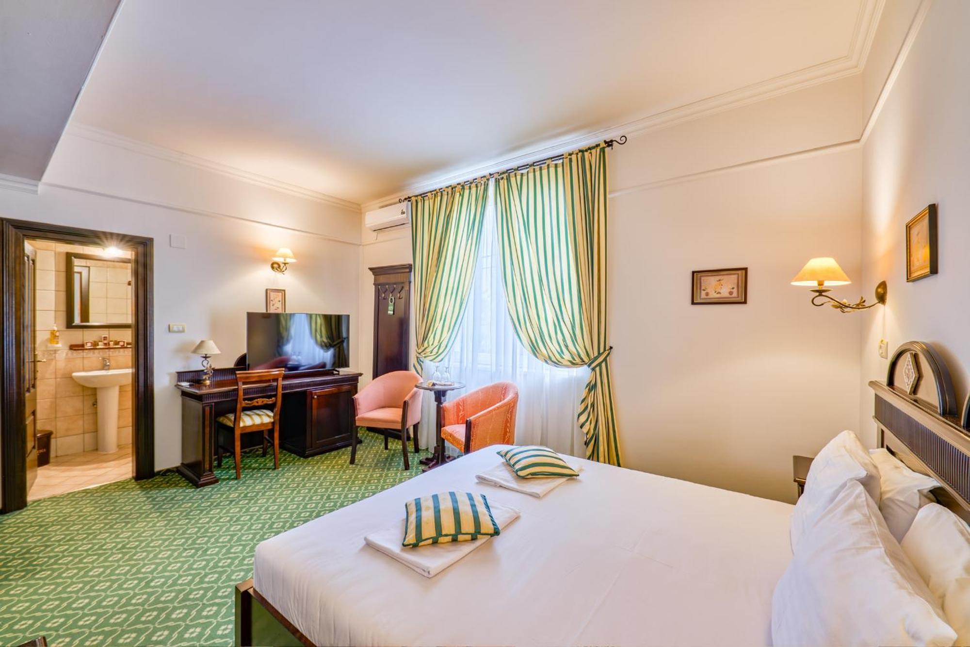 Hotel Classico Тімішоара Екстер'єр фото