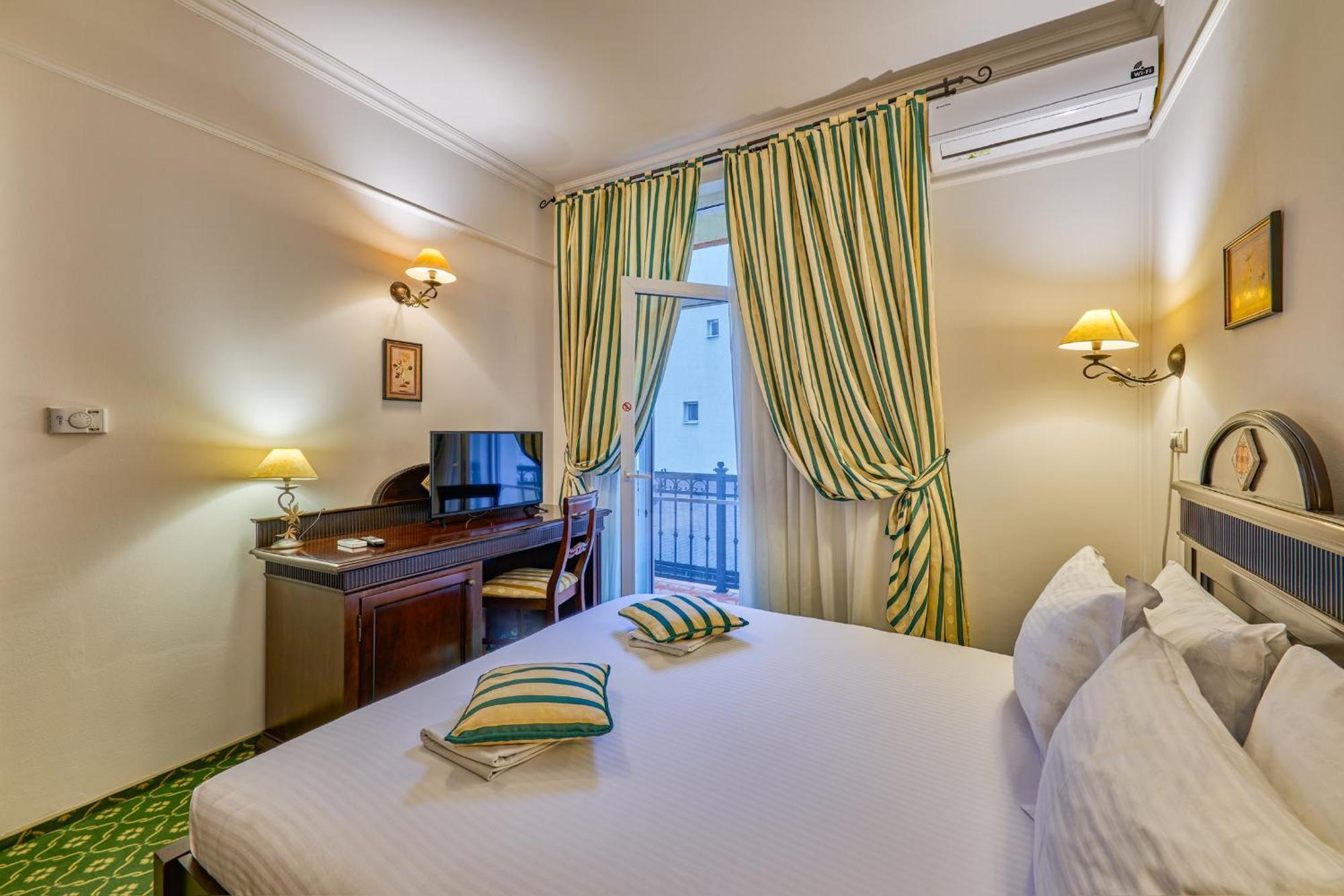Hotel Classico Тімішоара Екстер'єр фото