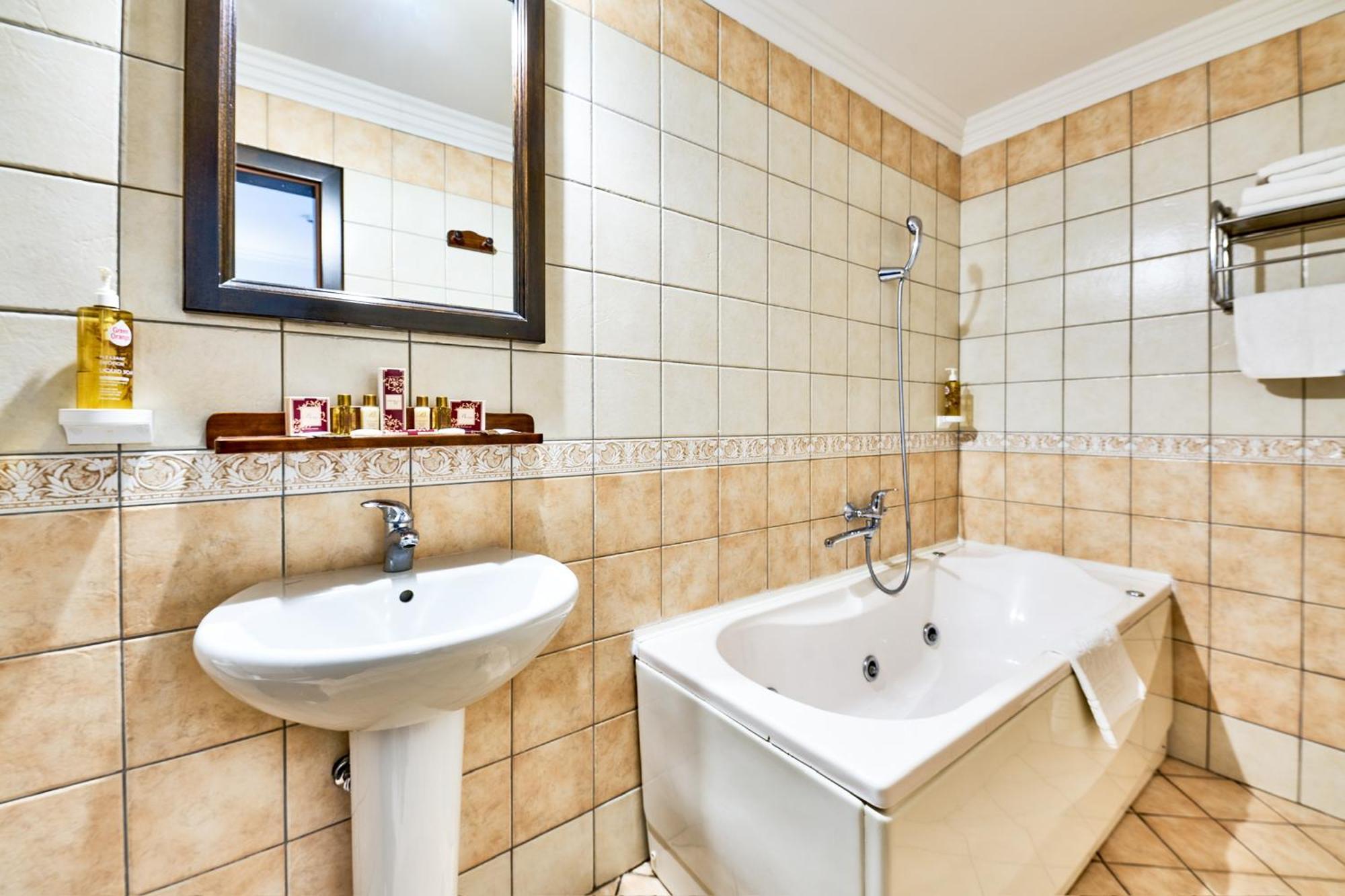 Hotel Classico Тімішоара Екстер'єр фото