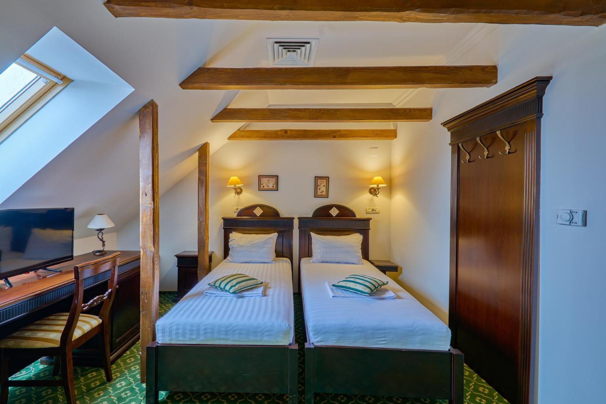 Hotel Classico Тімішоара Екстер'єр фото
